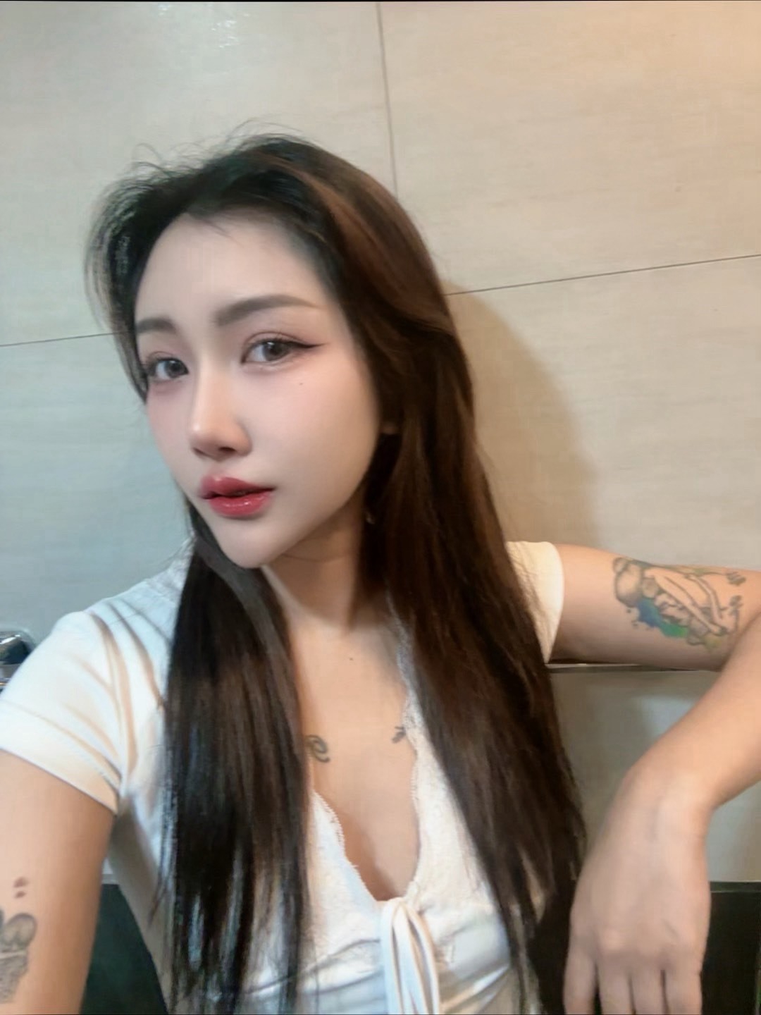苗栗定點茶 曉希 援交:圖片 4