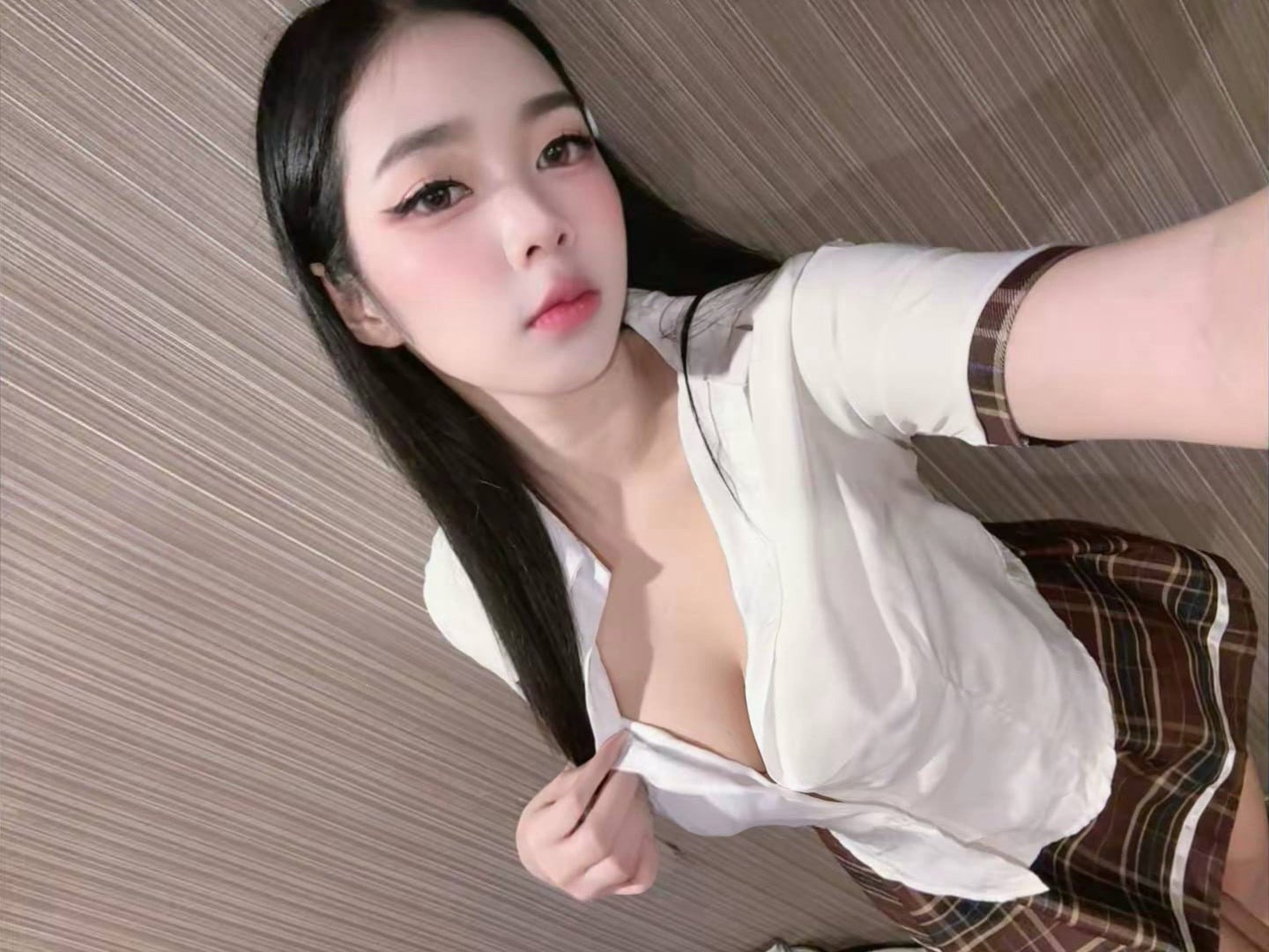 苗栗定點茶 依寧 援交:圖片 4